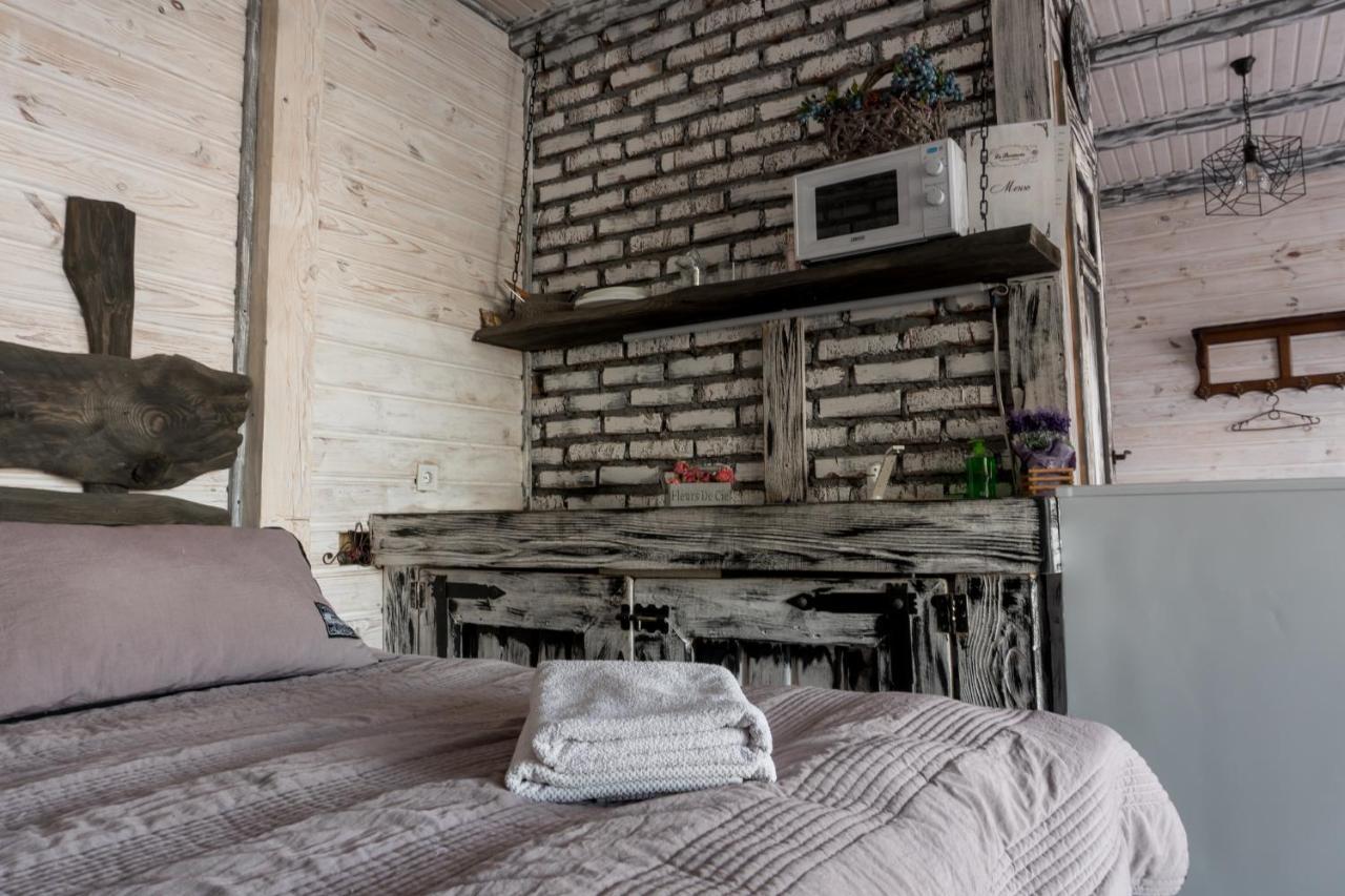 Chervona Kalyna Cottage Odesa Exterior photo