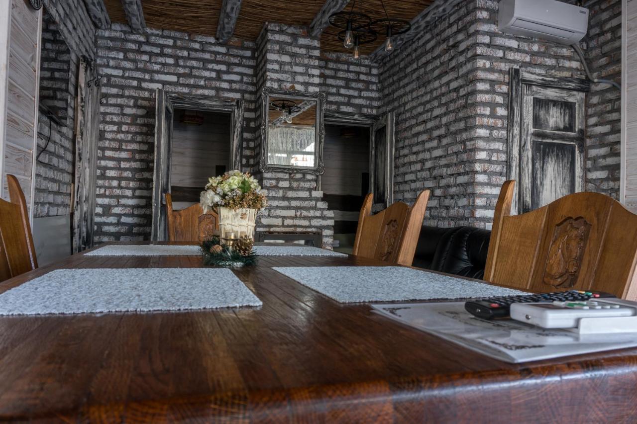 Chervona Kalyna Cottage Odesa Exterior photo