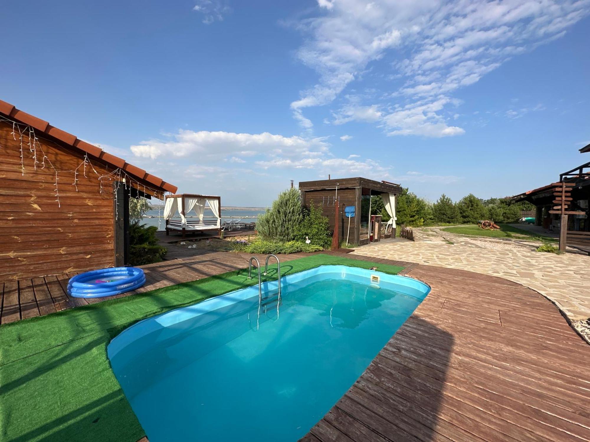 Chervona Kalyna Cottage Odesa Exterior photo